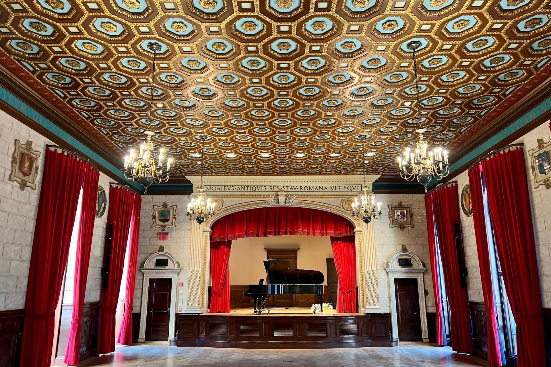 Teatro at Italian Academy